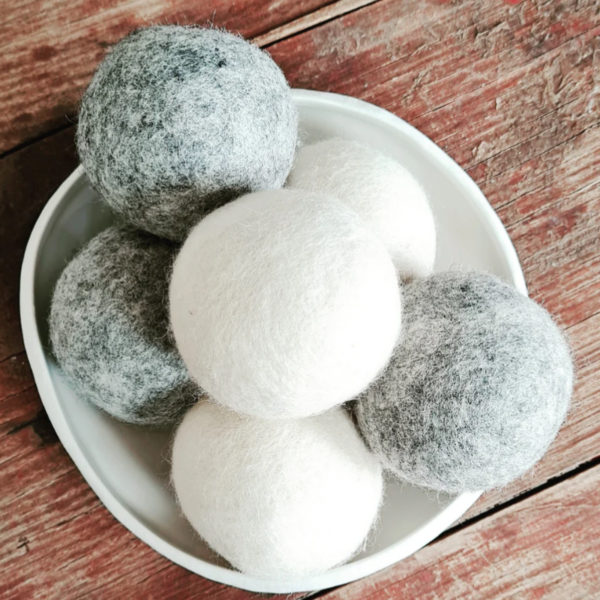 That Red House Wool Dryer Balls - 6 Pack with Laundry Tonic | Natural Laundry Solution